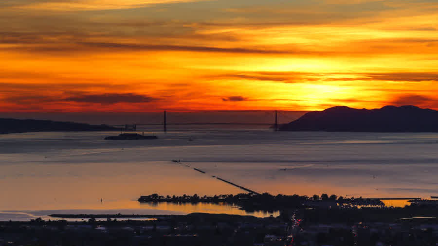 Sonnenuntergang über der Golden Gate von den Berkeley Hills